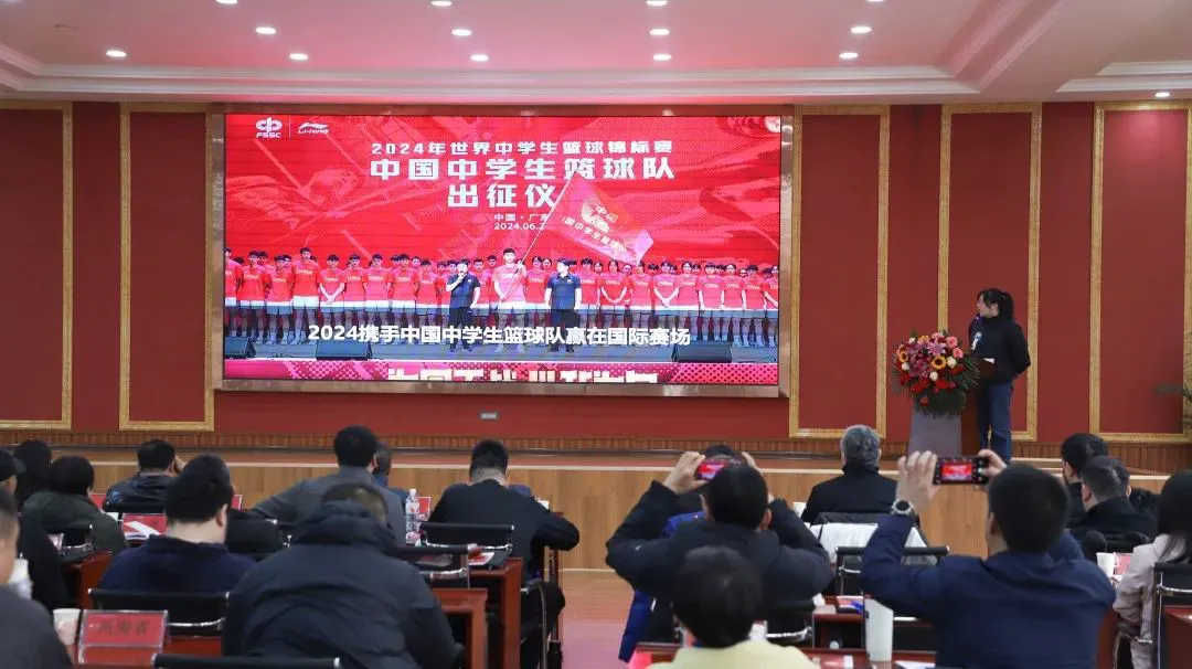 大学篮球队员如何从友谊赛中受益_1